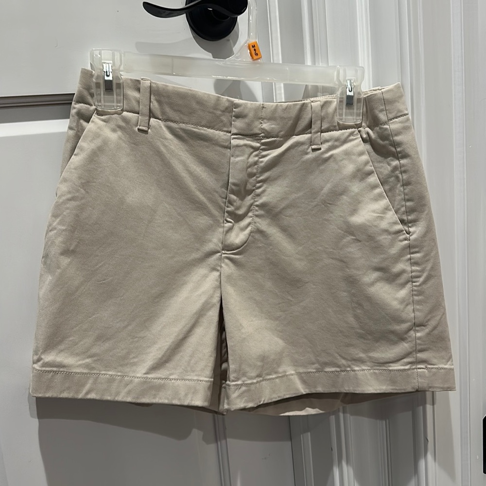 Banana Republic - Authentic Chino Shorts 3.5 inch